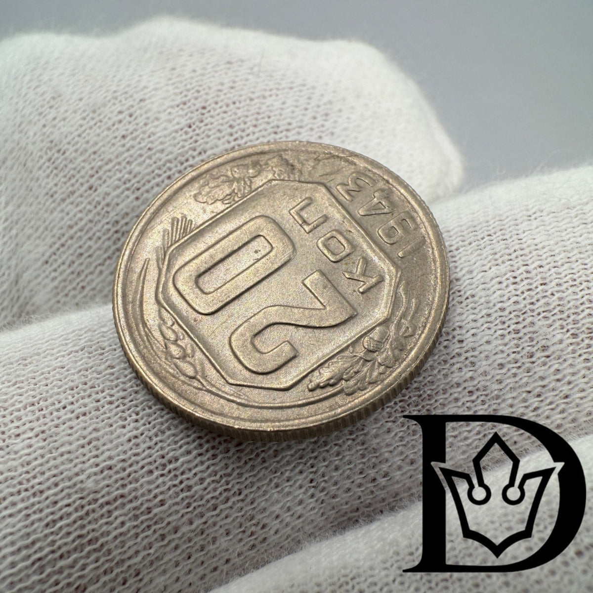 1943 Soviet Union (USSR) 20 Kopecks Copper-Nickel Coin